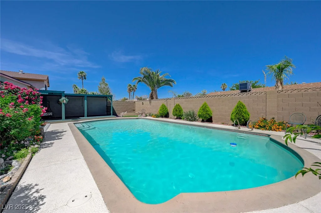 3266 Mountain Spring, Las Vegas, NV 89146
