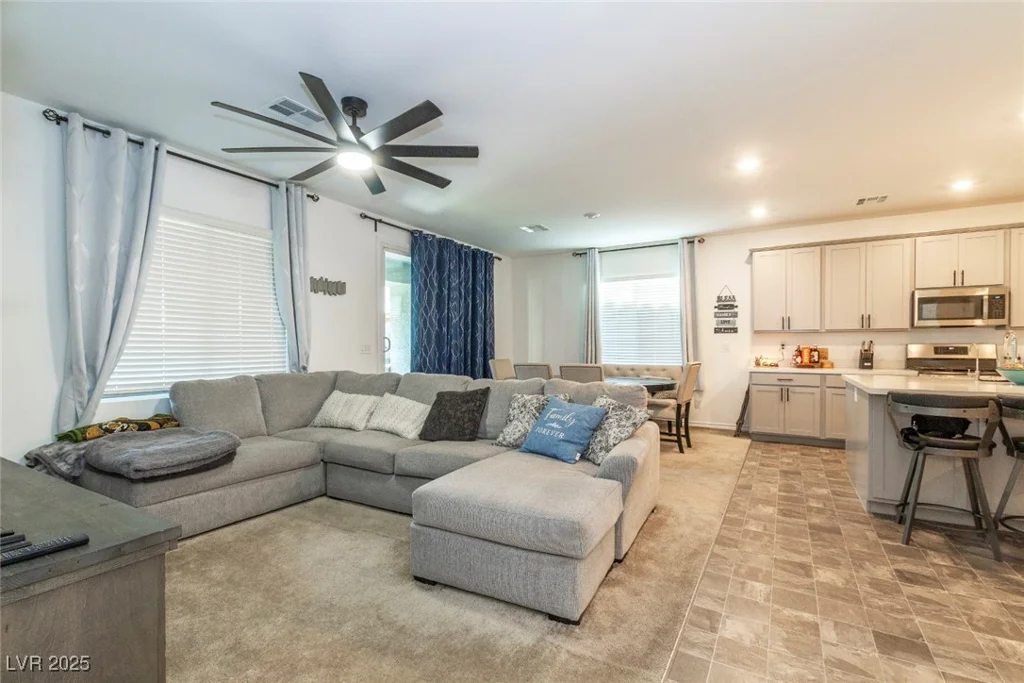 3817 Grazing Gazelle, North Las Vegas, NV 89084