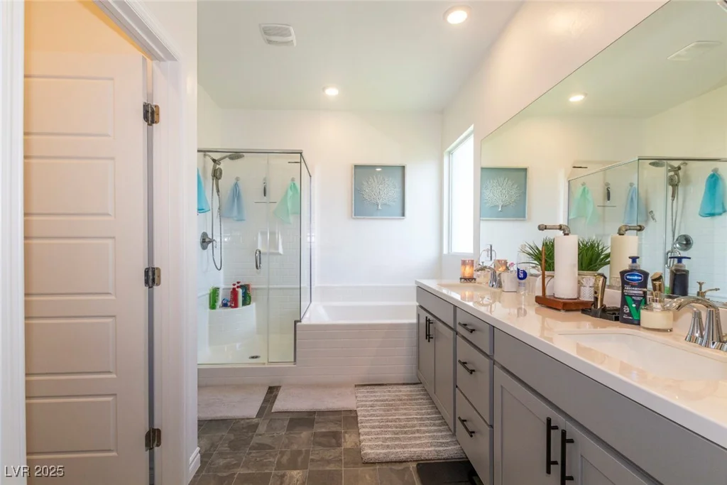 3817 Grazing Gazelle, North Las Vegas, NV 89084