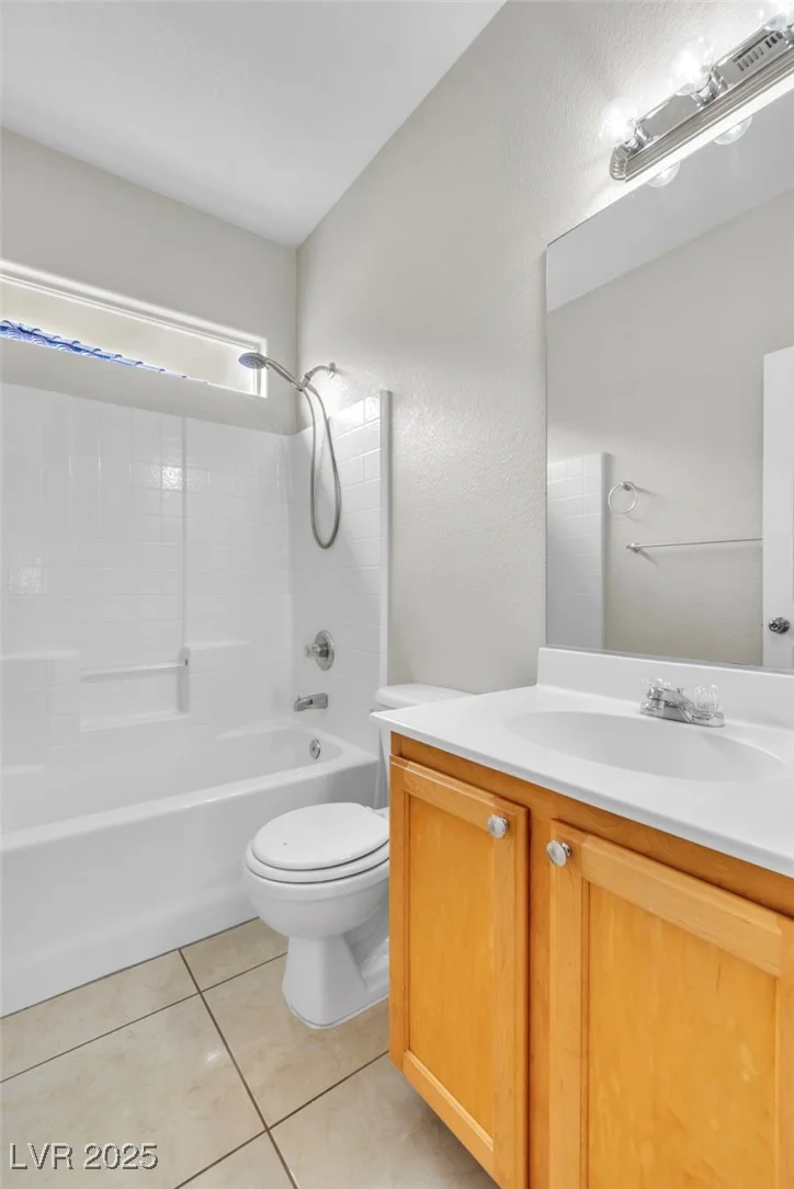 5319 Farley Feather, North Las Vegas, NV 89031