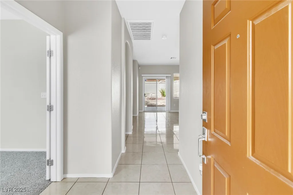 5319 Farley Feather, North Las Vegas, NV 89031
