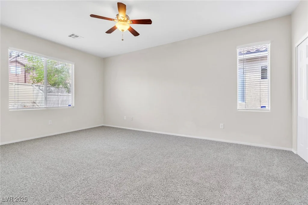 5319 Farley Feather, North Las Vegas, NV 89031