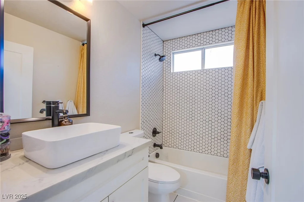 1508 Silver Knoll, Las Vegas, NV 89123