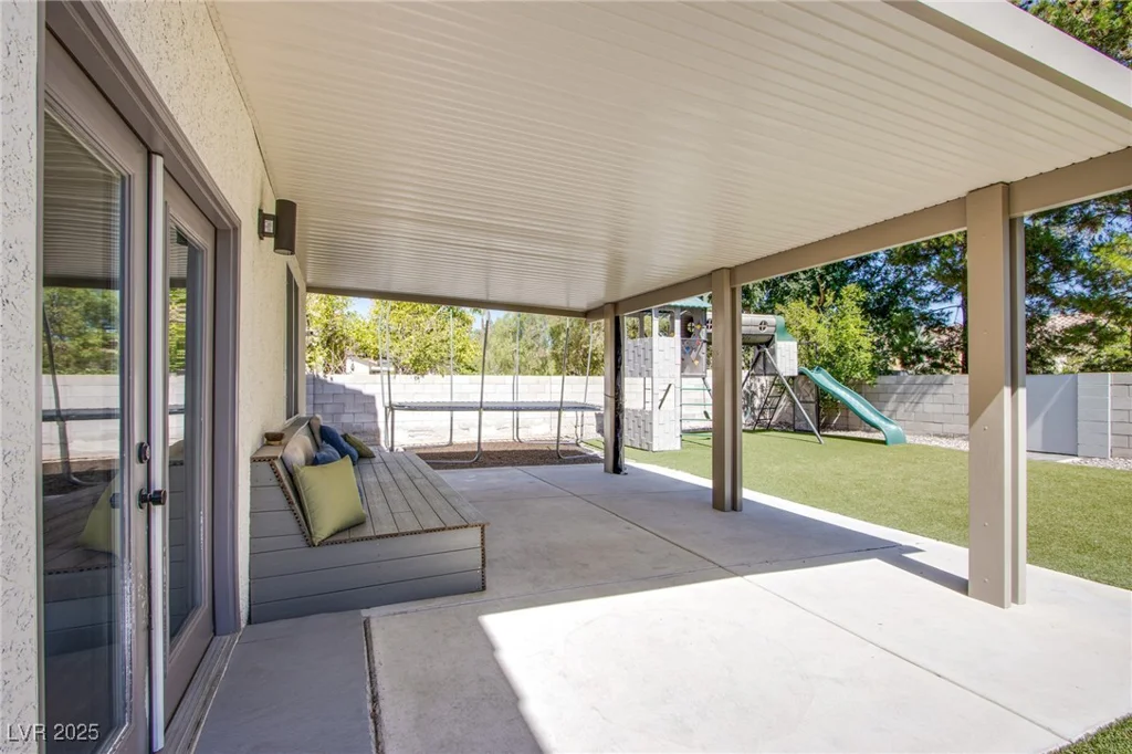 1508 Silver Knoll, Las Vegas, NV 89123