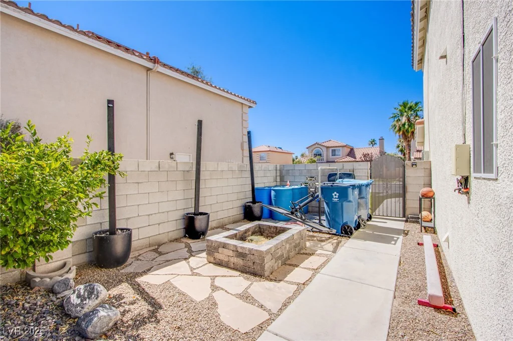 1508 Silver Knoll, Las Vegas, NV 89123