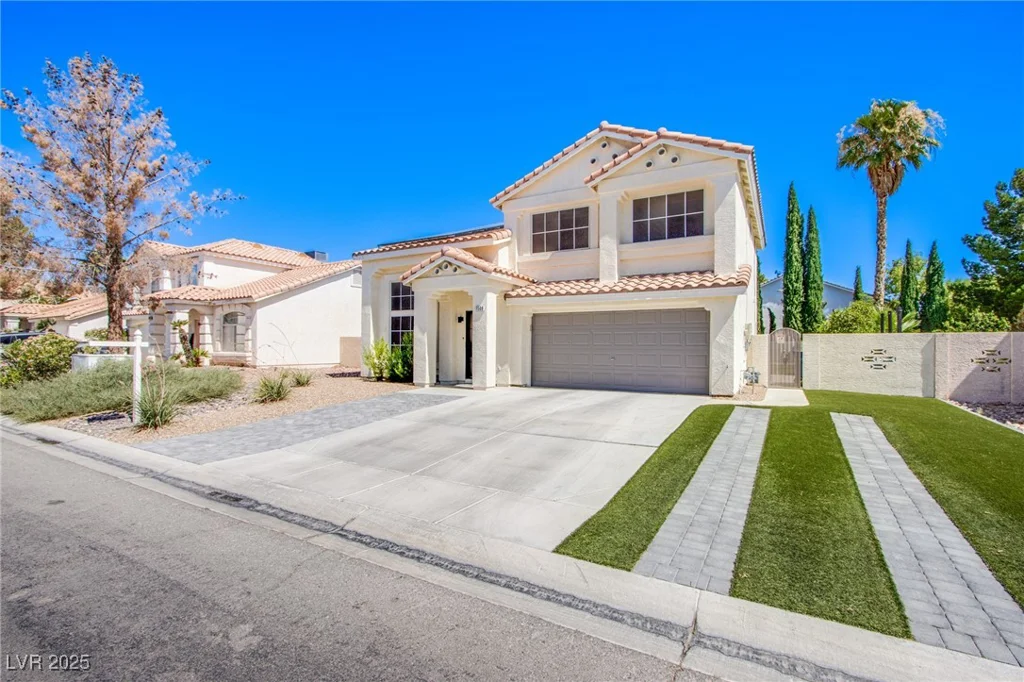 1508 Silver Knoll, Las Vegas, NV 89123