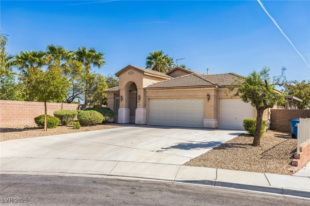 250 Aspen Bay, Henderson, NV 89012