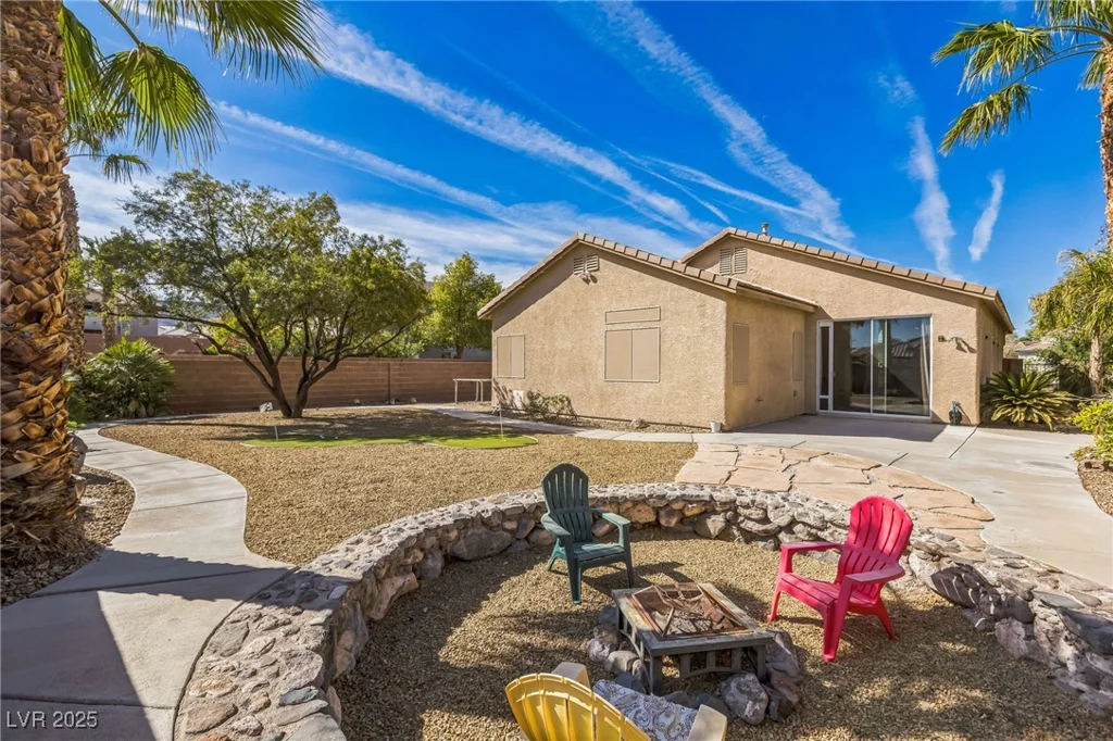 250 Aspen Bay, Henderson, NV 89012