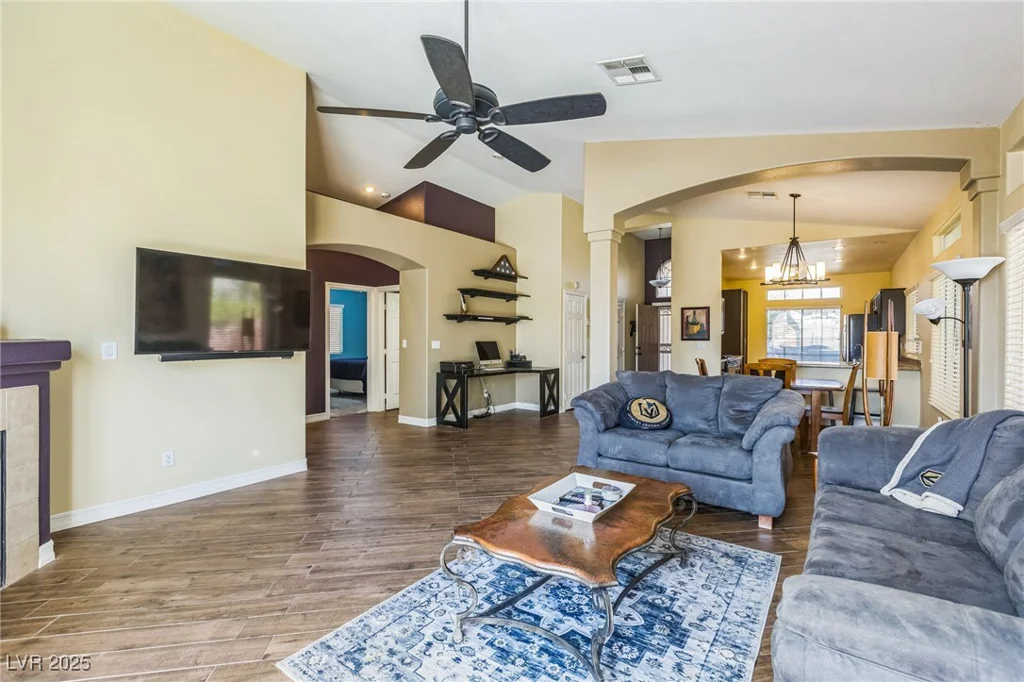 250 Aspen Bay, Henderson, NV 89012