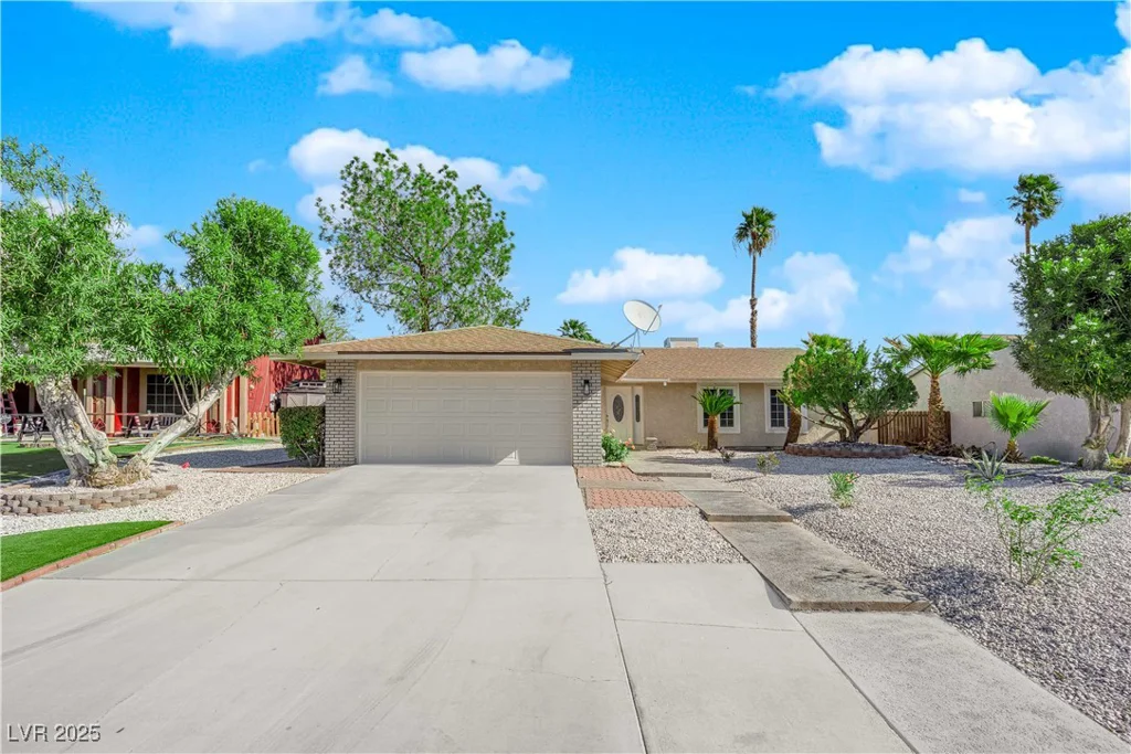 6408 Shawnee, Las Vegas, NV 89107