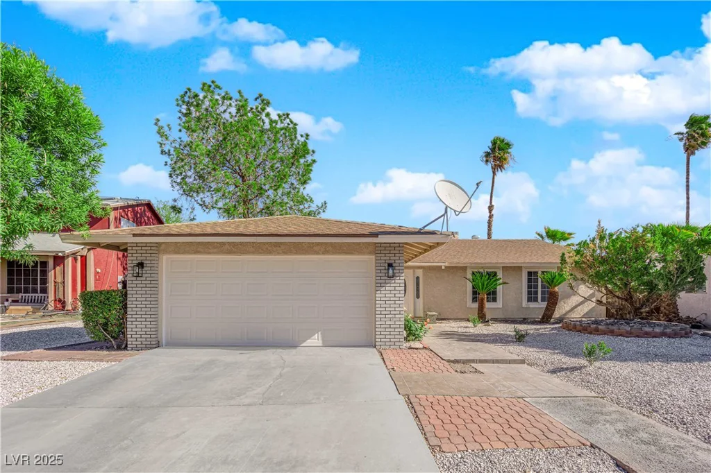 6408 Shawnee, Las Vegas, NV 89107