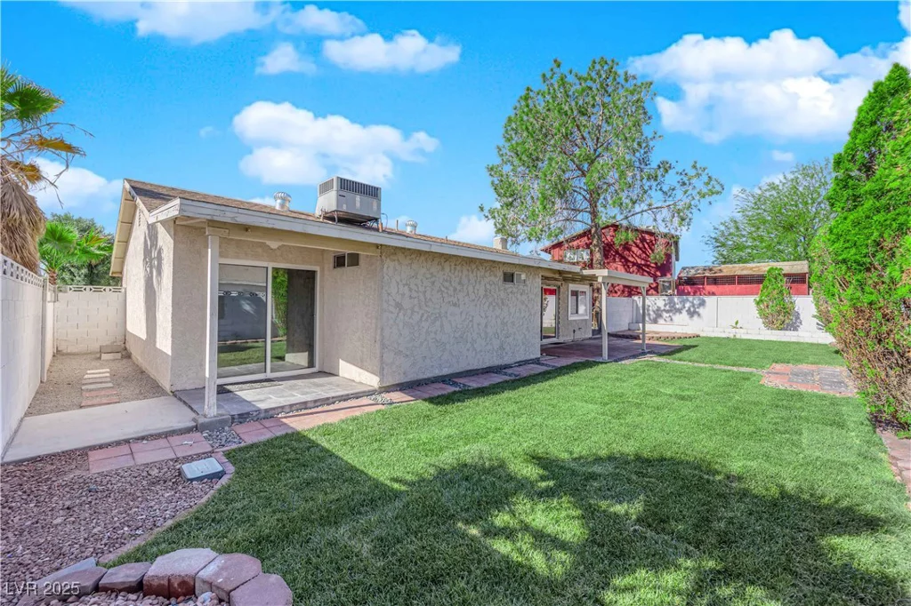 6408 Shawnee, Las Vegas, NV 89107
