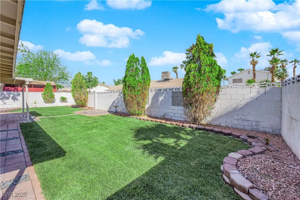 6408 Shawnee, Las Vegas, NV 89107