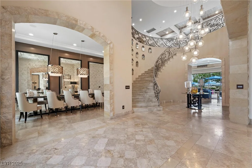 9301 Verlaine, Las Vegas, NV 89145