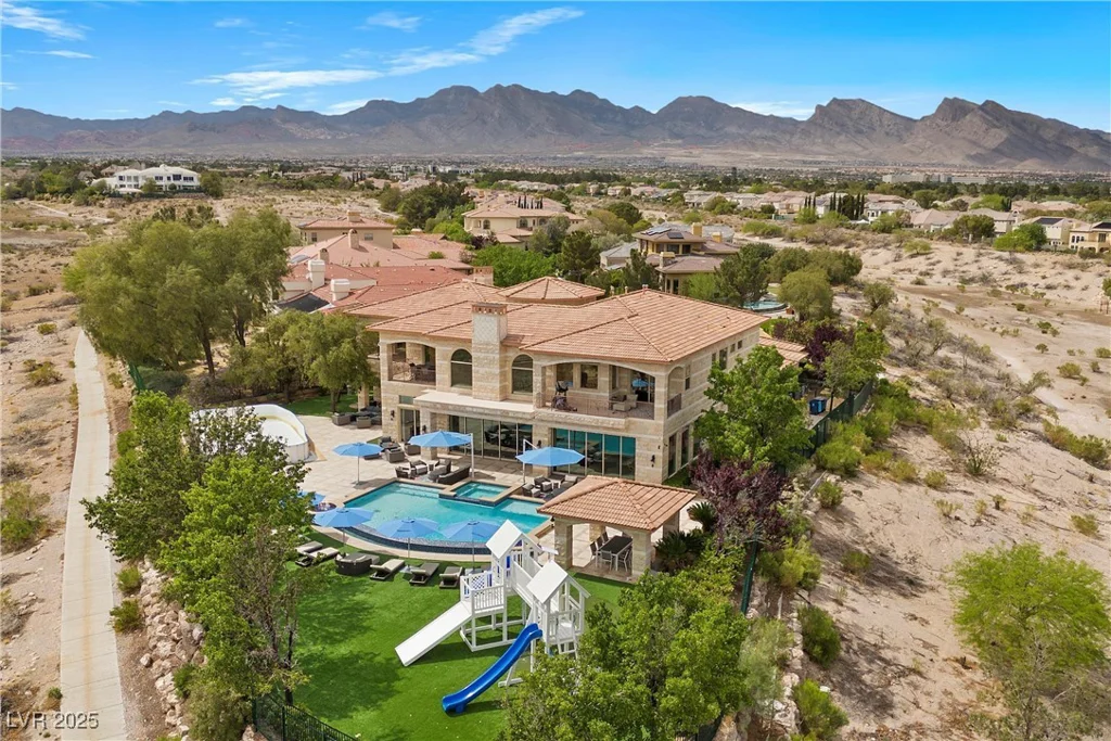 9301 Verlaine, Las Vegas, NV 89145