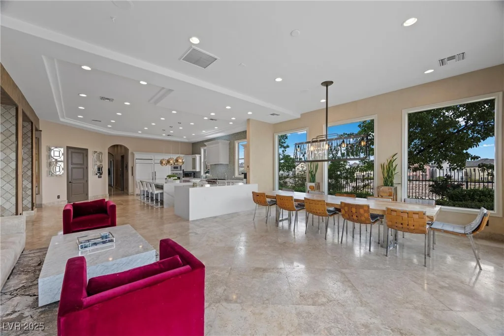 9301 Verlaine, Las Vegas, NV 89145