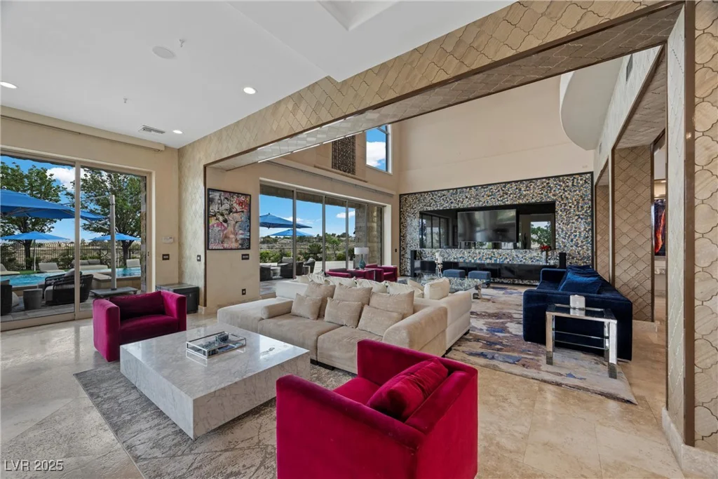 9301 Verlaine, Las Vegas, NV 89145