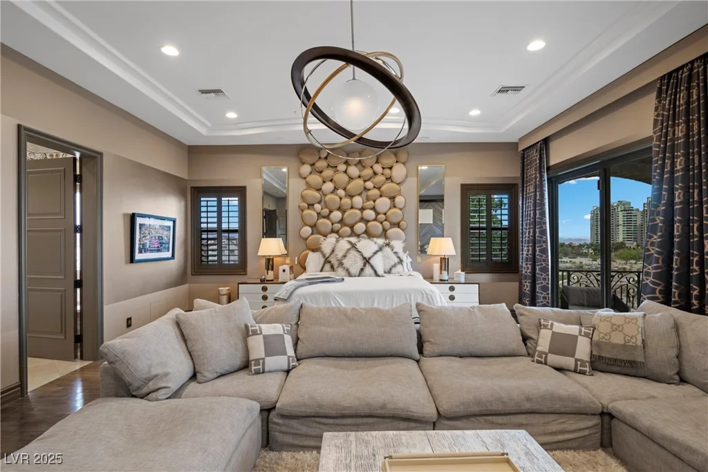 9301 Verlaine, Las Vegas, NV 89145