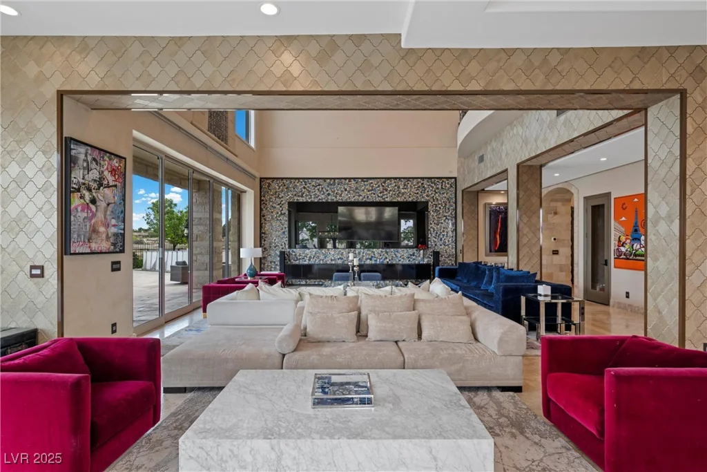 9301 Verlaine, Las Vegas, NV 89145