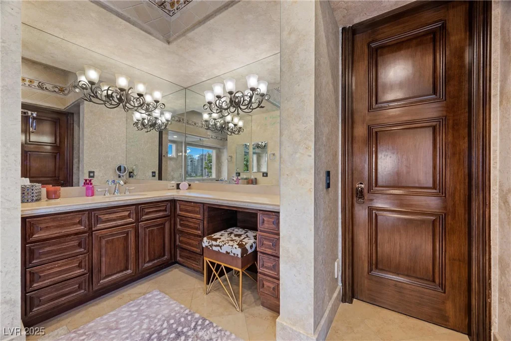 9301 Verlaine, Las Vegas, NV 89145