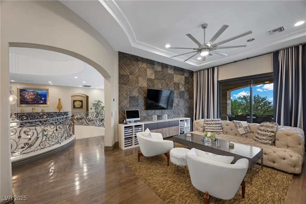 9301 Verlaine, Las Vegas, NV 89145