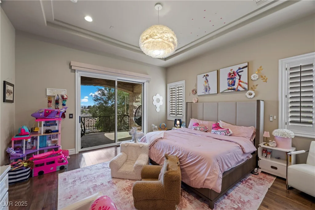 9301 Verlaine, Las Vegas, NV 89145