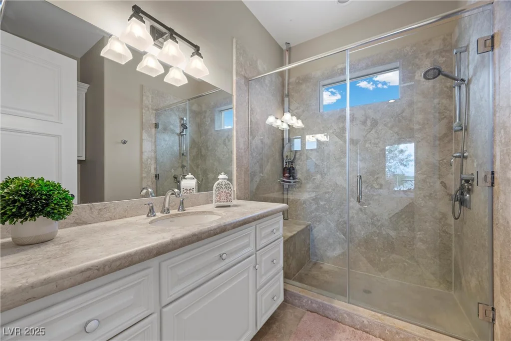 9301 Verlaine, Las Vegas, NV 89145