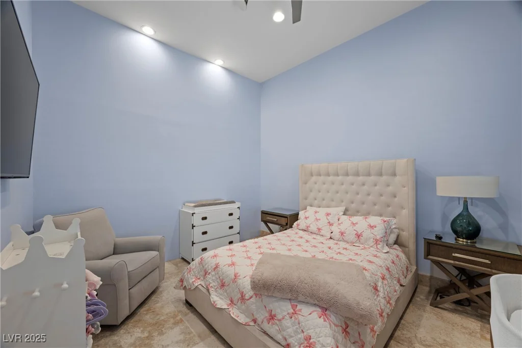 9301 Verlaine, Las Vegas, NV 89145