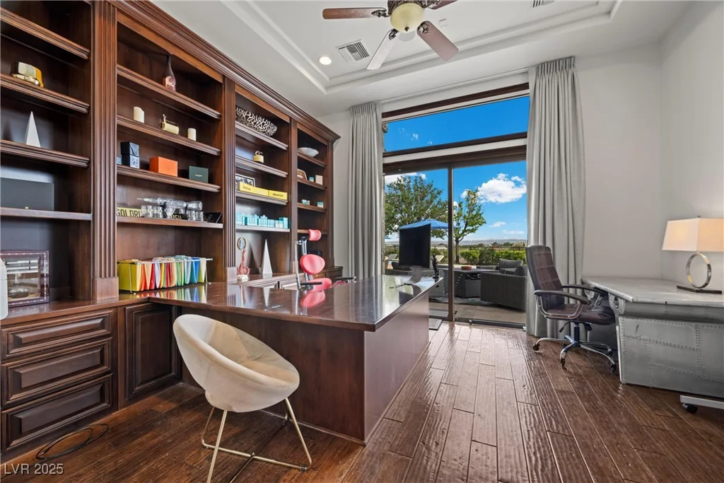 9301 Verlaine, Las Vegas, NV 89145