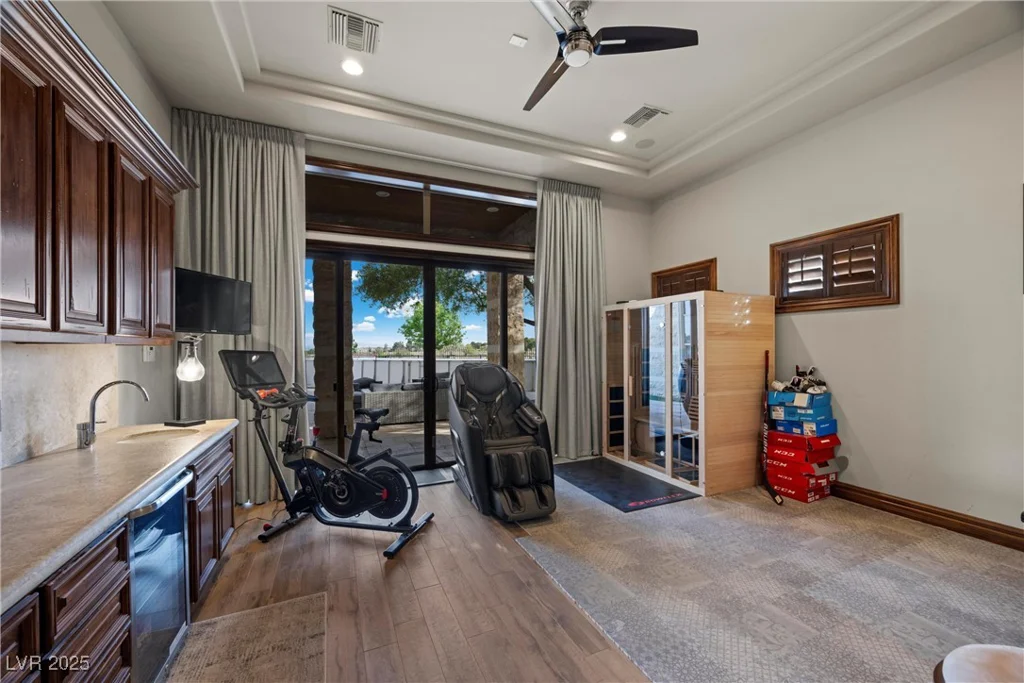 9301 Verlaine, Las Vegas, NV 89145
