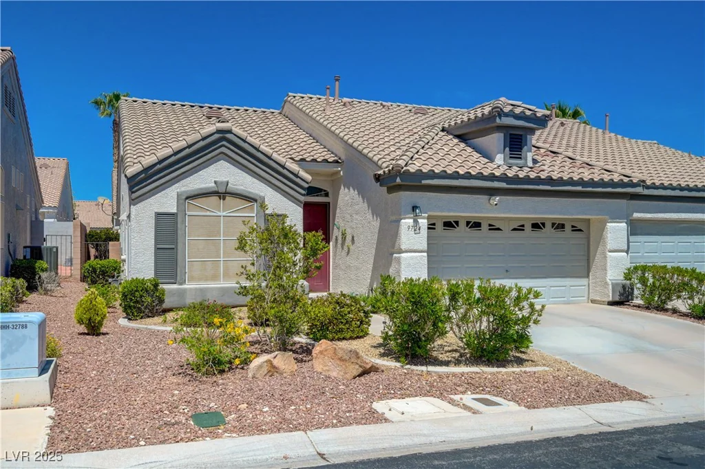 9724 Canyon Walk, Las Vegas, NV 89147