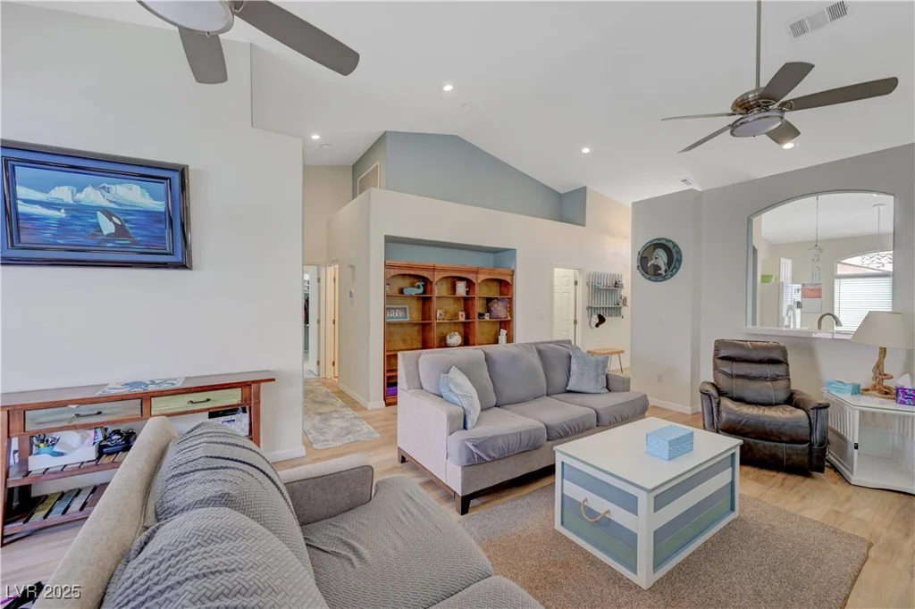 9724 Canyon Walk, Las Vegas, NV 89147