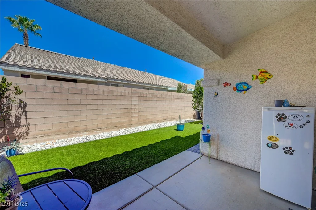 9724 Canyon Walk, Las Vegas, NV 89147