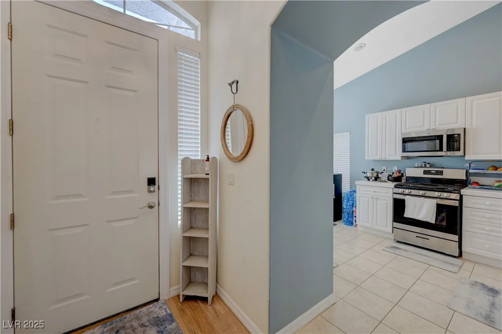 9724 Canyon Walk, Las Vegas, NV 89147