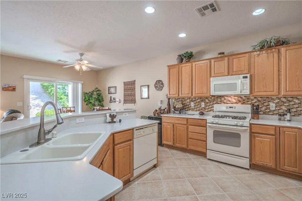 2539 Stardust Valley, Henderson, NV 89044