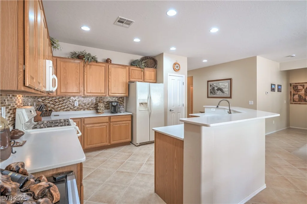 2539 Stardust Valley, Henderson, NV 89044