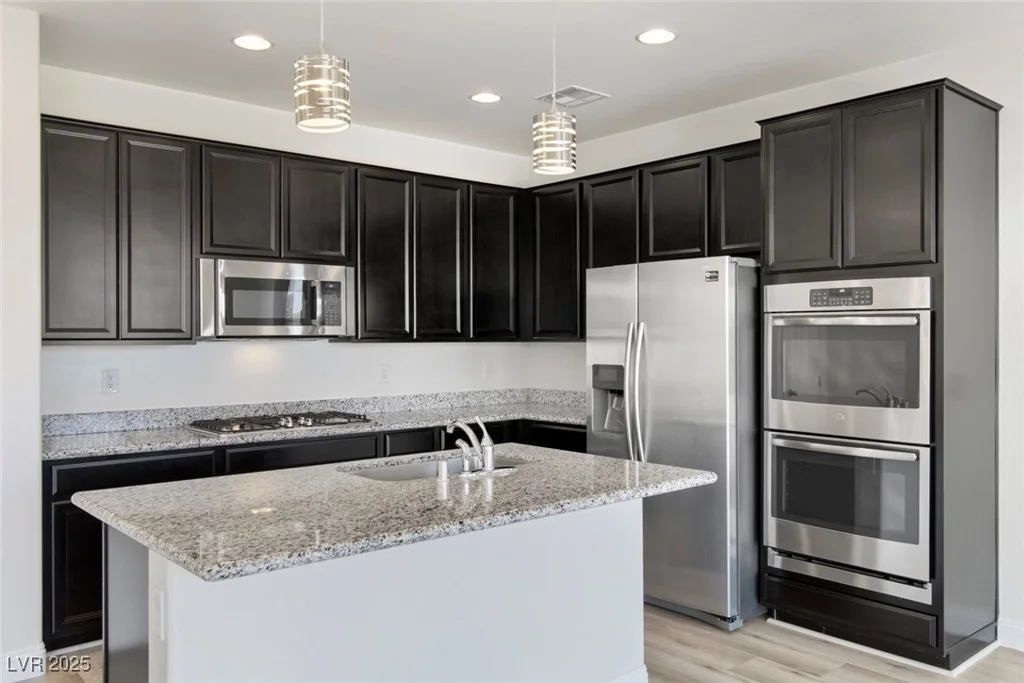 12524 Skylight View, Las Vegas, NV 89138