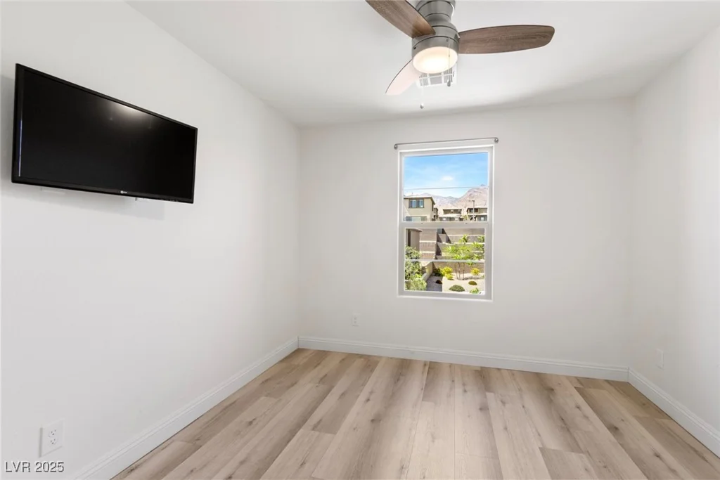12524 Skylight View, Las Vegas, NV 89138