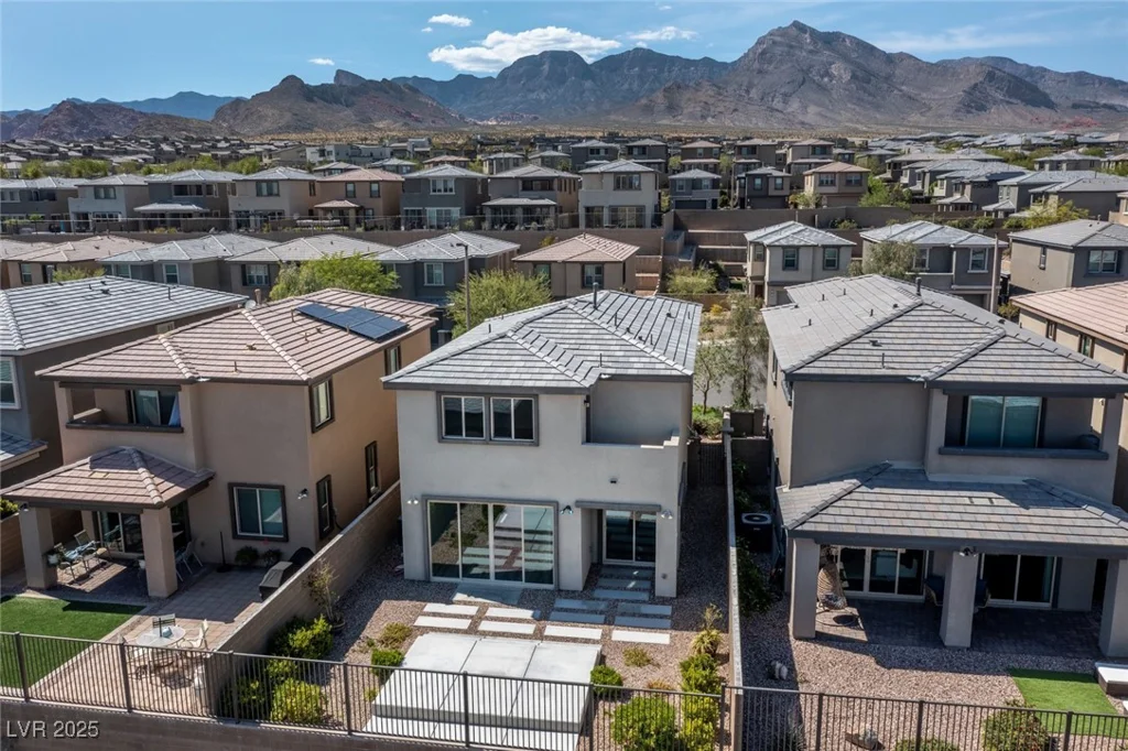 12524 Skylight View, Las Vegas, NV 89138