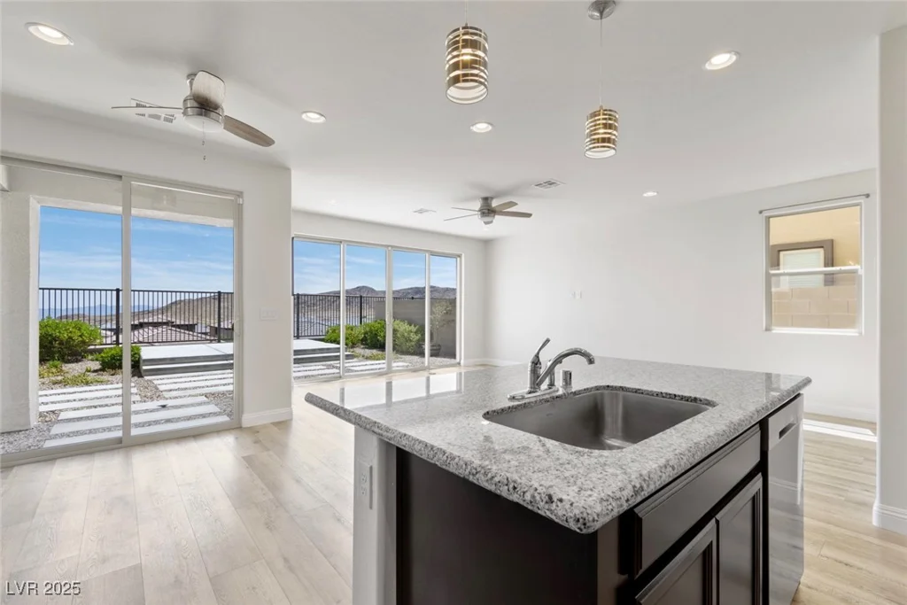 12524 Skylight View, Las Vegas, NV 89138