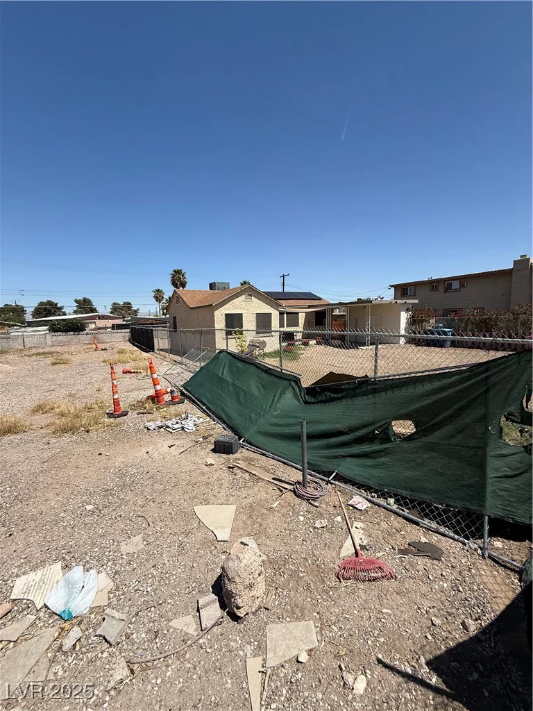 2851 Cedar, Las Vegas, NV 89104