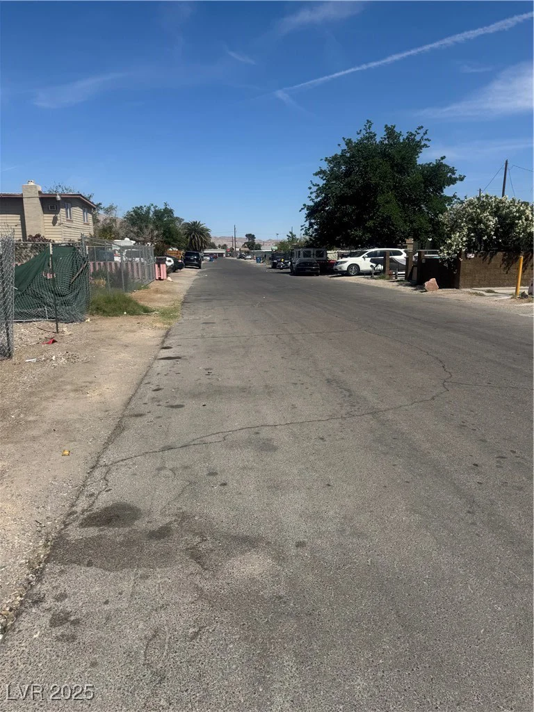 2851 Cedar, Las Vegas, NV 89104