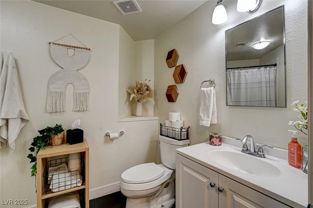 6236 Desert Haven, Las Vegas, NV 89130