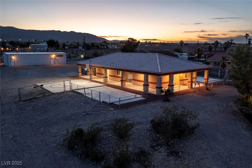 5315 Fort Apache, Las Vegas, NV 89149
