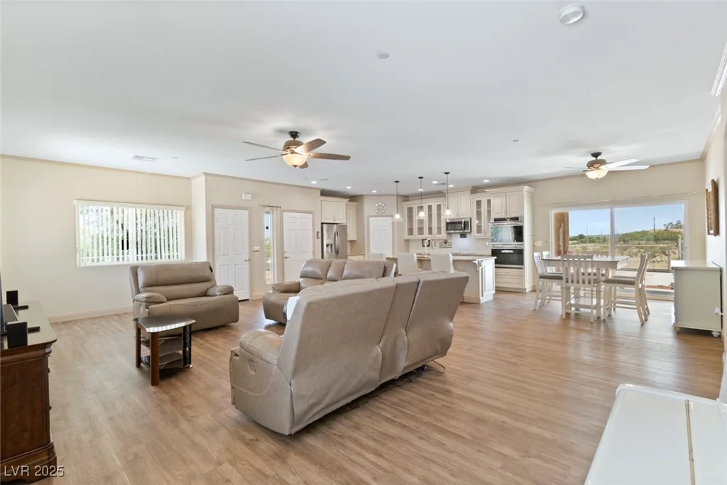 5315 Fort Apache, Las Vegas, NV 89149