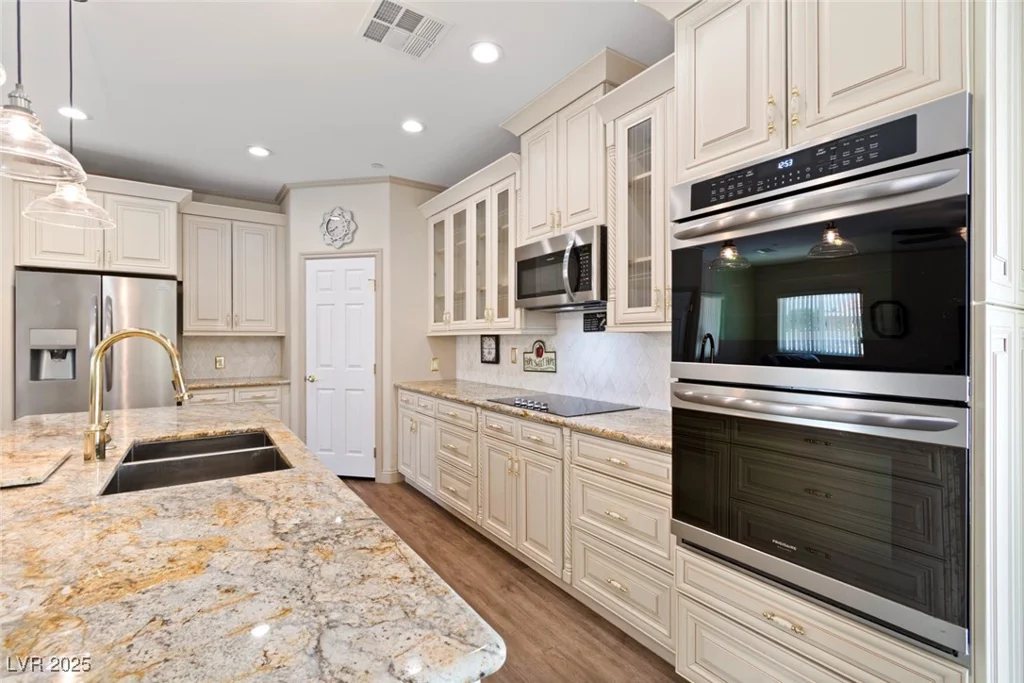 5315 Fort Apache, Las Vegas, NV 89149