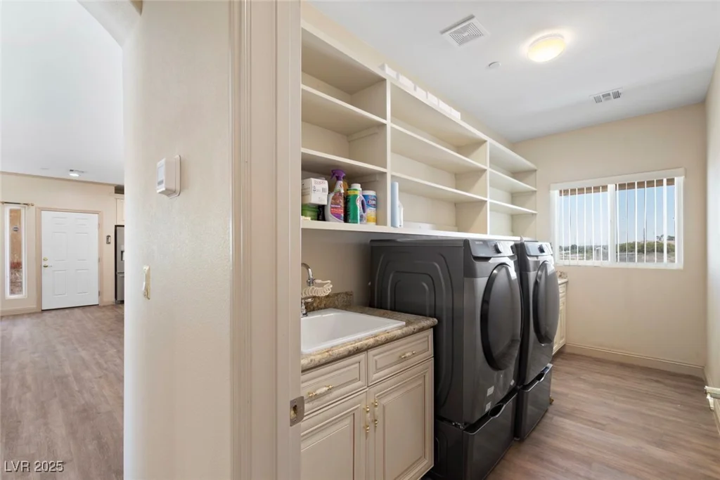 5315 Fort Apache, Las Vegas, NV 89149