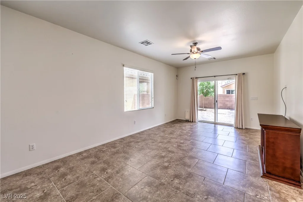 4071 Blue Manor, North Las Vegas, NV 89032