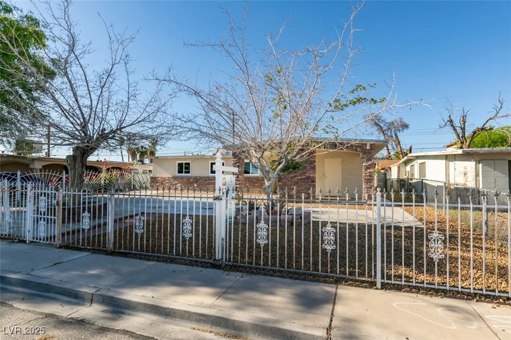 3700 Hickey, North Las Vegas, NV 89030