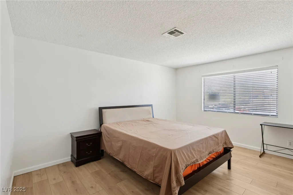 6711 Charleston, Las Vegas, NV 89146